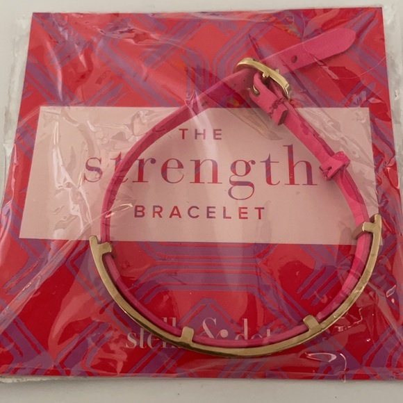 Stella & Dot Strength Bracelet - Picture 4 of 4